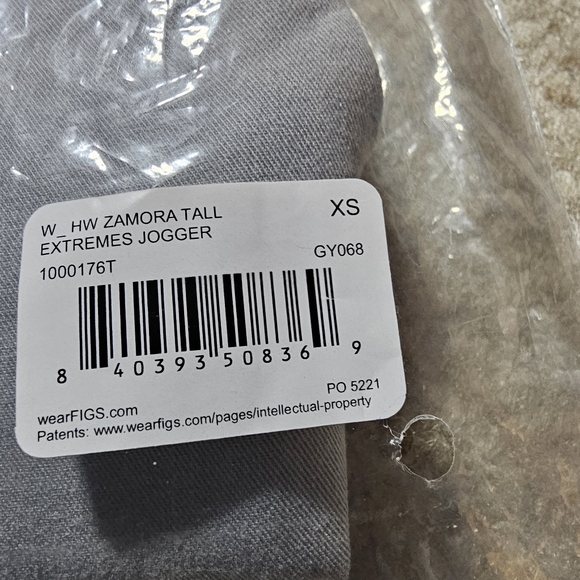 Figs Silver Arrows  Zamora Jogger - Picture 2 of 3